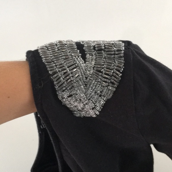 Forever 21 Shoulder Accent Black Tee - Picture 3 of 6